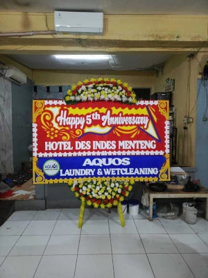 Papan Bunga di Universitas Pancasila